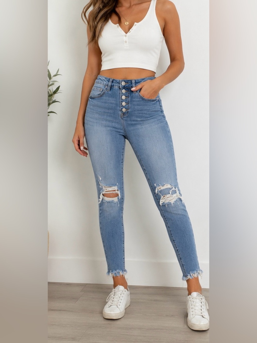 Judy Blue Boyfriend Fit Distressed Button Fly Skinny Jeans Women’s 7/28